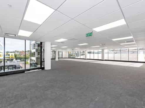 FIRST FLOOR WITH FITOUT