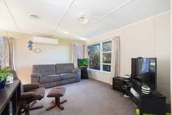 36 School Road, Wellsford