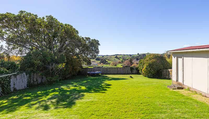 36 School Road, Wellsford