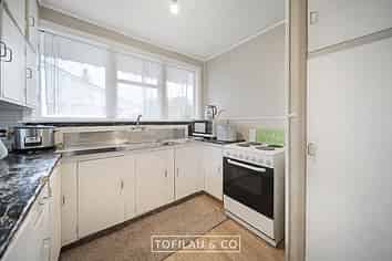 53 Caravelle Close, Mangere