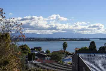 30B Princess Road, Bellevue