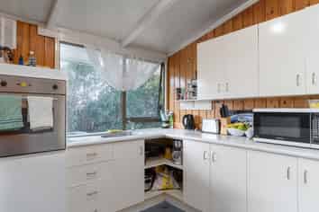 52 Lyon Street, Featherston