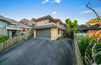 30B Britannia Place, Half Moon Bay