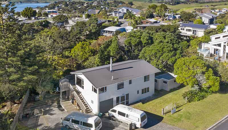 64 Government Road, Raglan