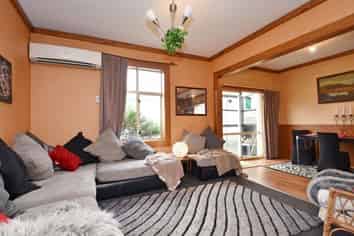 73 Jenkin Street, Strathern