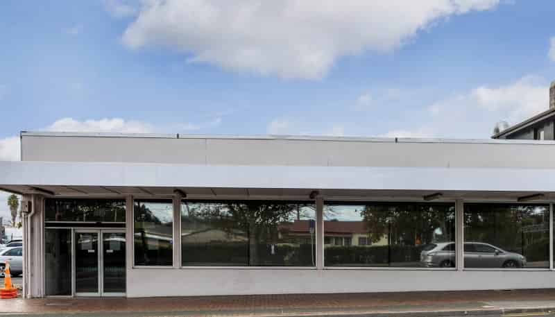 17 Shirley Road, Papatoetoe