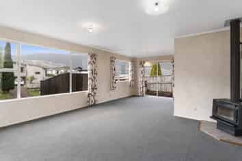 73 Riwai Street, Paraparaumu