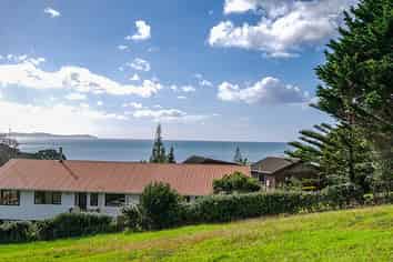 85 Stratford Drive, Cable Bay