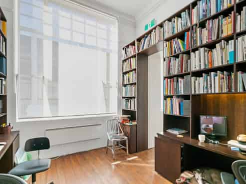 OUTSTANDING CORNER INVESTMENT