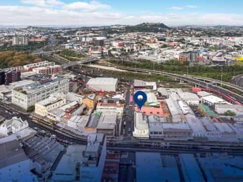 OUTSTANDING CORNER INVESTMENT