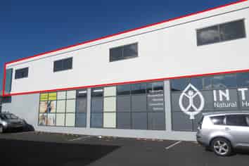 LEVEL ONE OFFICE SPACE