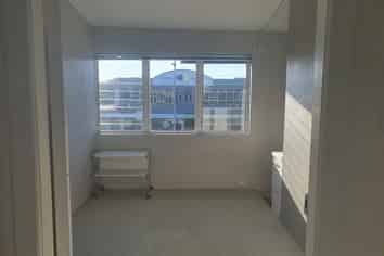 Upstairs office space - Pukekohe CBD