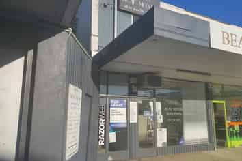 Upstairs office space - Pukekohe CBD