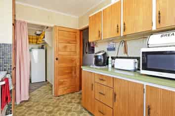 30 Fleming Crescent, Maraenui