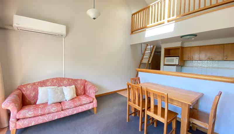 210/139 Fernhill Road, Fernhill/Sunshine Bay