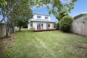 3A Glenvil Lane, Te Atatu Peninsula