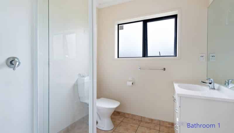 3A Glenvil Lane, Te Atatu Peninsula