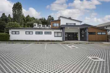 Fifteen year lease to national childcare tenant