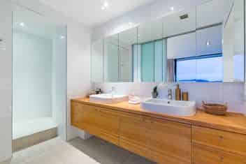 3/137 TAMAKI DRIVE, Mission Bay