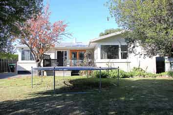 32 Leicester Avenue, Tamatea