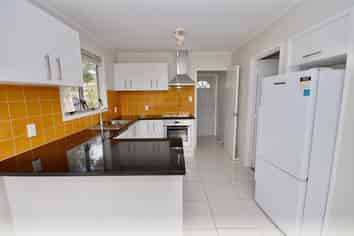 50 Salamanca Road, Sunnynook