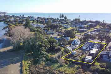 590 Pukehina Parade, Pukehina