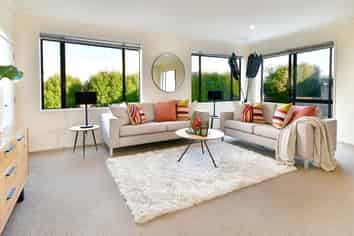 8 The Rise, Gulf Harbour