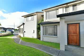 8 The Rise, Gulf Harbour