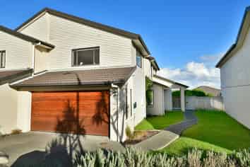 8 The Rise, Gulf Harbour