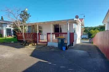 68 Harrington Road, Henderson