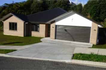 4 Frederick Place, Whalers Gate