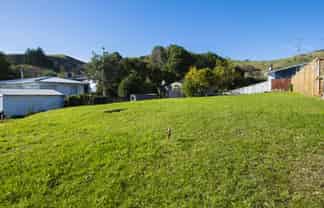 33 Einstein Street, Outer Kaiti