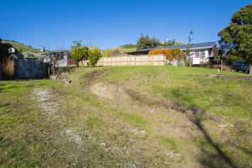 33 Einstein Street, Outer Kaiti