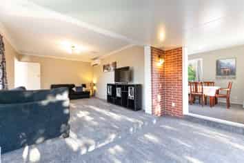 23 Logie Place, Bromley