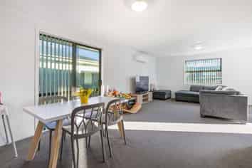 41 Springfield Crescent, Enderley