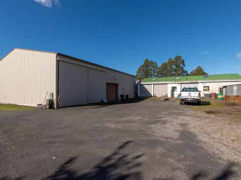 9,561m² OF INDUSTRIAL LAND