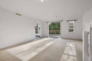 13 Ramahana Road, Huntsbury