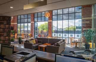 Freehold hotel investment