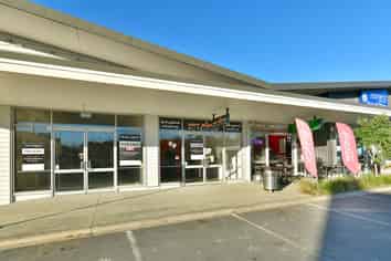 ENTRY-LEVEL COMMERCIAL OPPORTUNITY