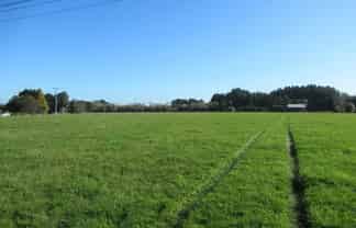 69 Avenue North Road, 