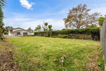 2/75 Marine Parade, Mellons Bay