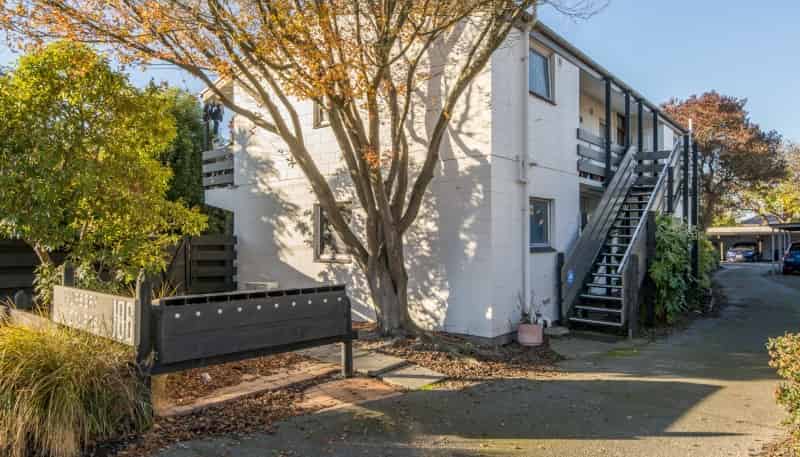 1/106 Nursery Road, Phillipstown