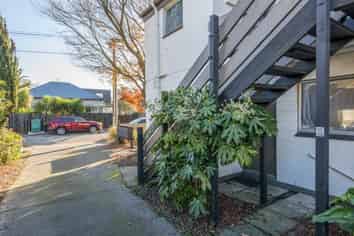 1/106 Nursery Road, Phillipstown