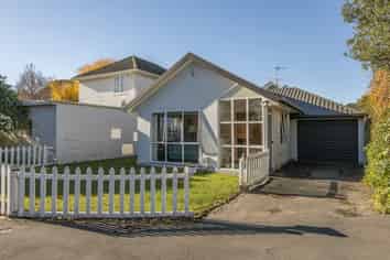 2 Tara Street, Riccarton