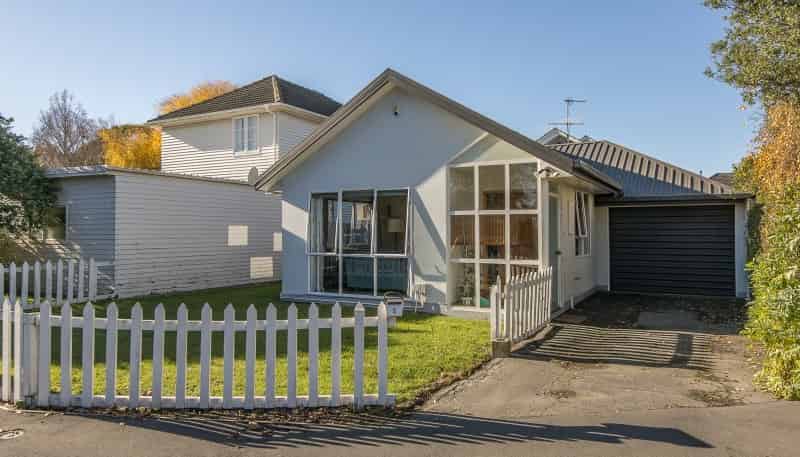 2 Tara Street, Riccarton