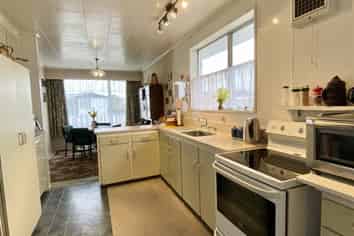 14 Henderson Street, Kingswell