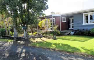 722 Mount Pleasant Road, Thames