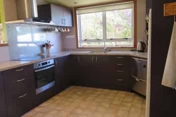 722 Mount Pleasant Road, Thames