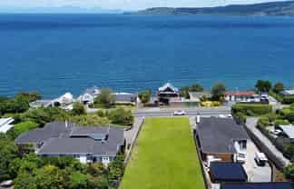 2 - 184 Lake Terrace, Hilltop