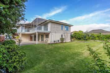 6 Belmere Rise, Farm Cove